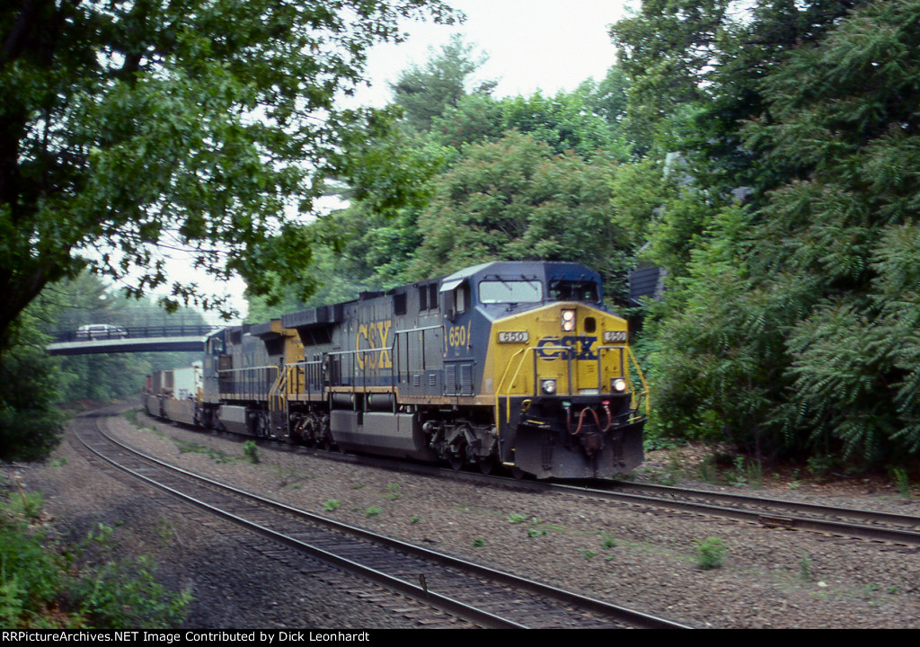 CSX 650